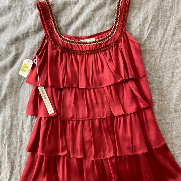 PARAMETER Ruffled Top - Picture 2 of 3